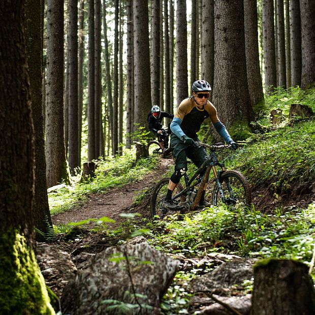 Bike Trail Hahnenkamm E-Bike Frühling (c) Kitzbühel Tourismus - Thomas Griesbeck-kitzbuehel-residences (2)