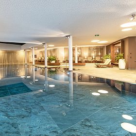 Natural Stone Pool 